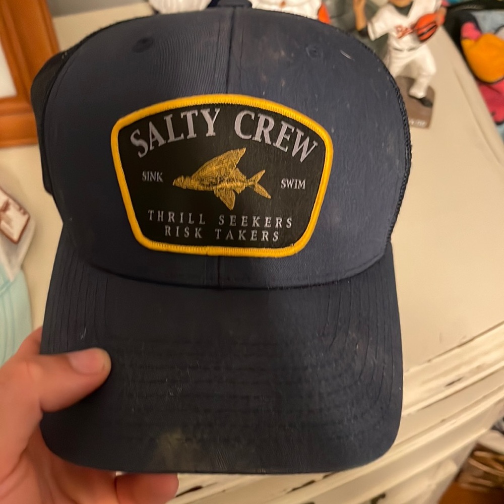 salty crew fishing hat very worn